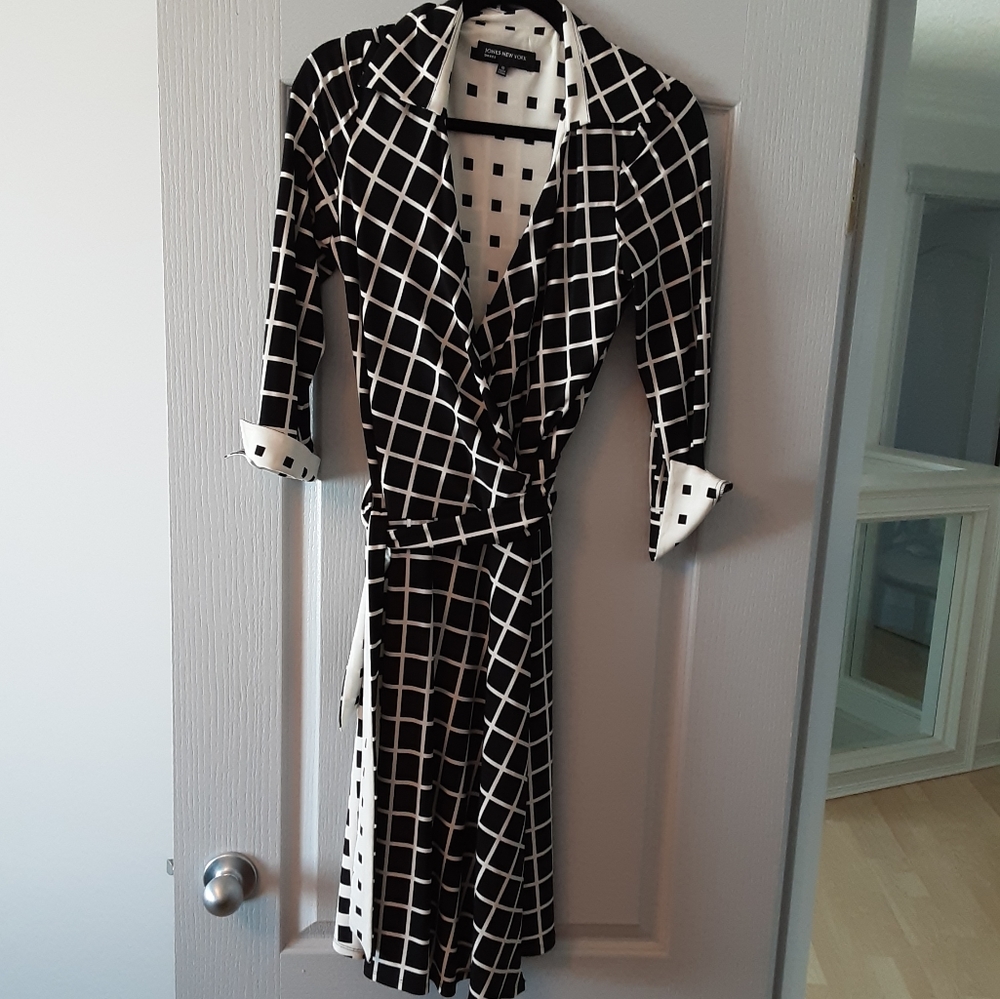 Jones New York wrap dress